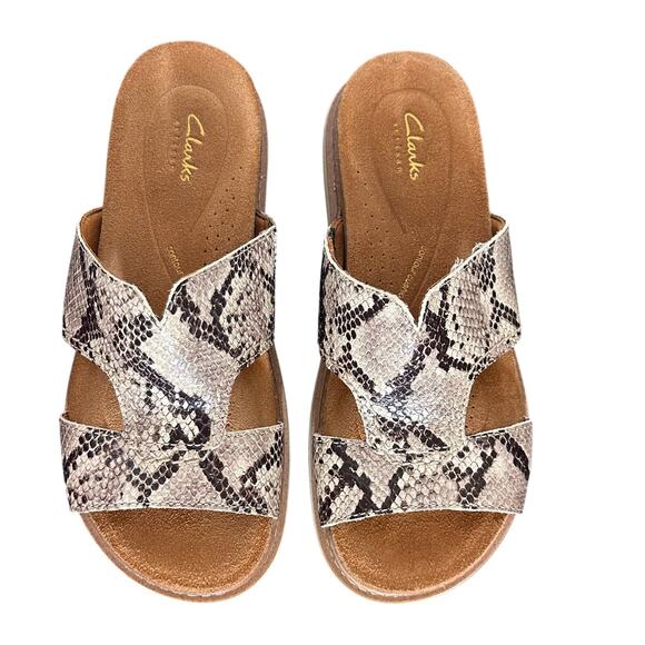 Clarks Arwell Walk Leather Sandal Sz 8W Excellent Shape! - Picture 1 of 7